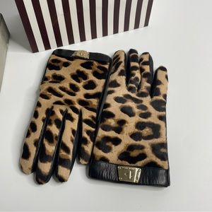 HENRI BENDEL NY | Leopard Print 100% Cashmere Lined Gloves 6